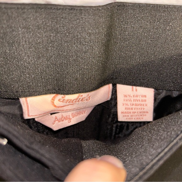 💙Candie’s black skinny pants - Picture 3 of 3
